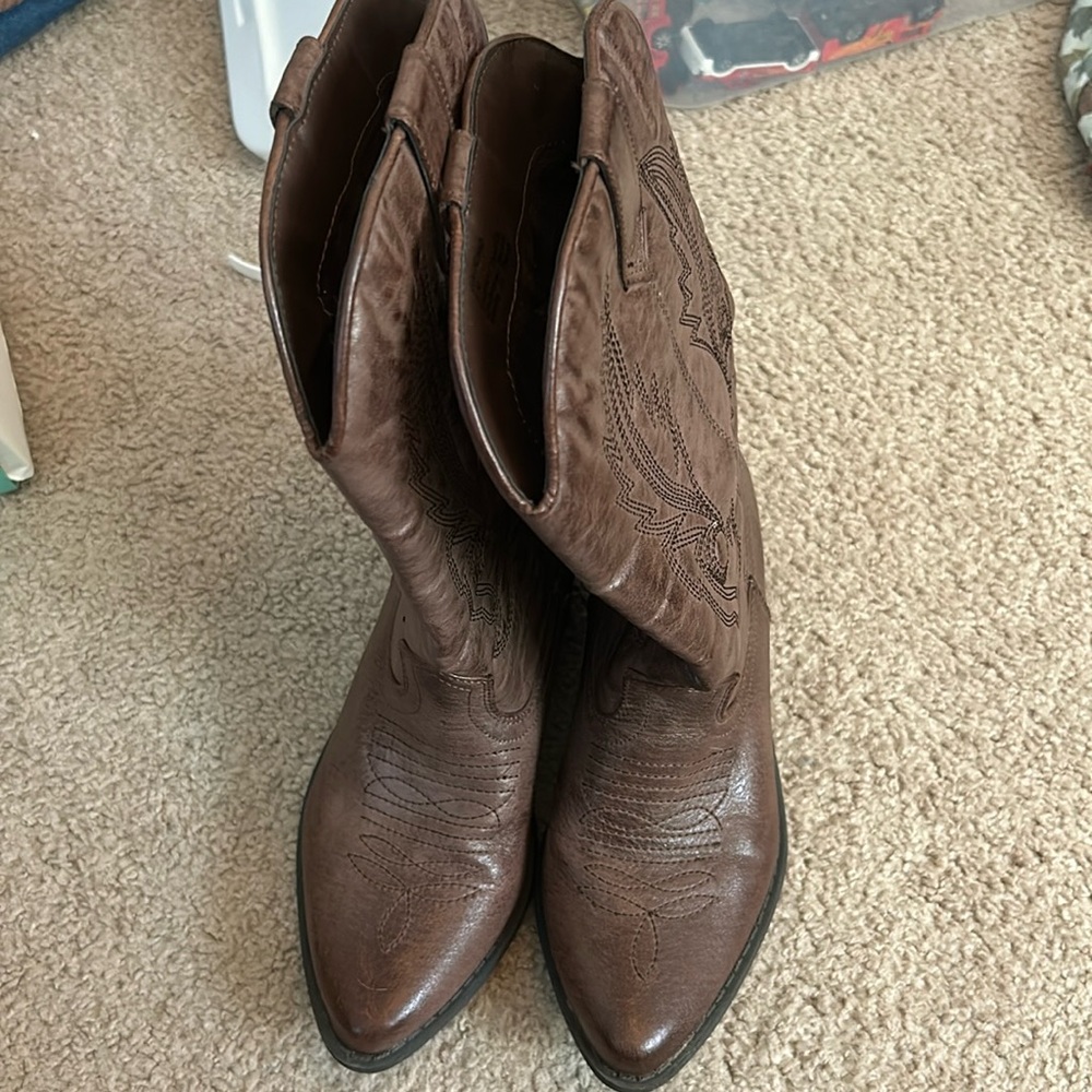 Coconuts by Matisse cowboy boots
